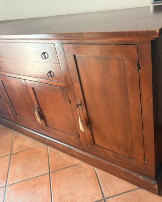 Credenza