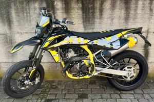 SWM sm 125 r motard