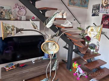 piantana, tavolo da salotto e 2 lampadari