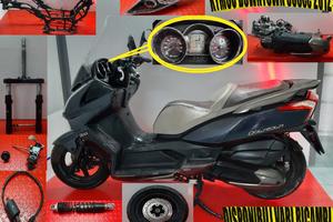 KYMCO DOWNTOWN  300 cc  ANNO 2012  x RICAMBI