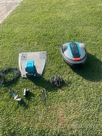 Robot taglierba a batteria