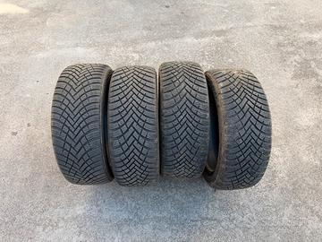 4 gomme invernali Hankook – 195/45 R16 84H