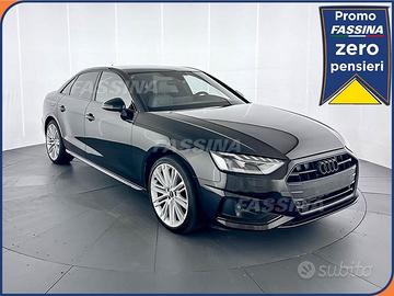 Audi A4 35 2.0 tfsi mhev Business Advanced 15...