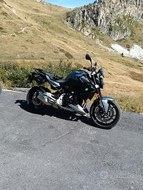bmw f 900 r 