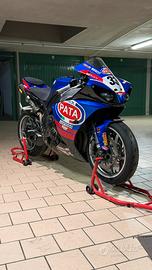 YAMAHA R1 BIG BANG 2009