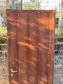 Porta a Libro in Legno