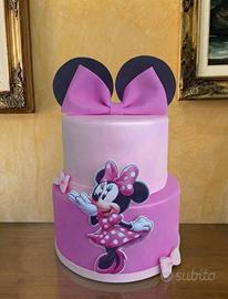 Torta scenografica Minnie Mouse con Maxi Orecchie