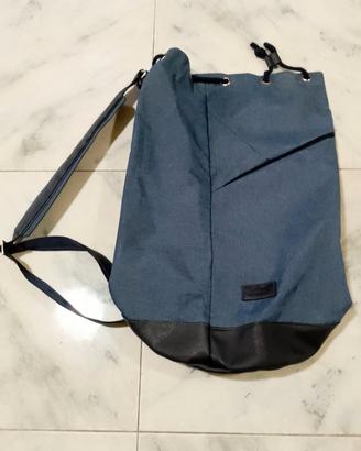 Zaino a spalla Ghepard blu e celeste. 