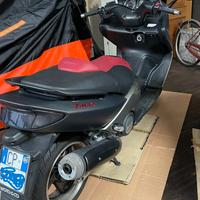 Yamaha T Max - 2006