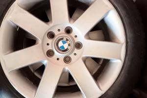 4 Gomme invernali +4 cerchi da "17 per BMW