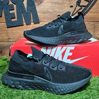 Nike Infinity React Flyknit 2 Tg 40.5