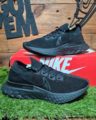 Nike Infinity React Flyknit 2 Tg 40.5