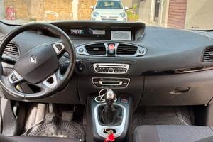 Renault scenic 1.5 diesel 110cv