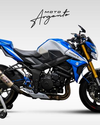 Suzuki GSR 750