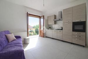 3 LOCALI A MOSCIANO SANT'ANGELO