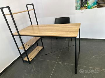 Scrivania stile industriale