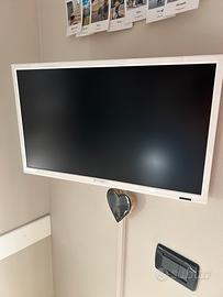 Tv UNITED 22”