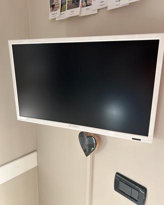 Tv UNITED 22”