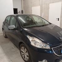 auto peugeot 208 2014