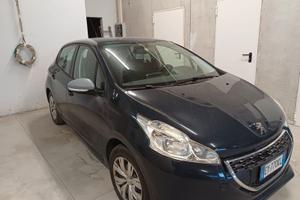 auto peugeot 208 2014