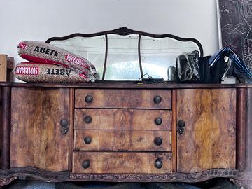 Mobile antico
