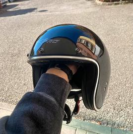 Casco jet omologato taglia M  NUOVO