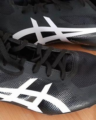 Scarpe atletica Asics chiodate