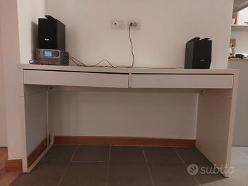 Scrivania Micke Ikea