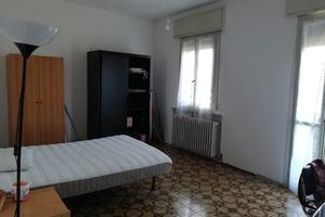 Singola per studentessa con terrazzo