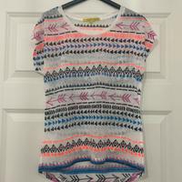 T-shirt Bianca con fantasia semitrasparente