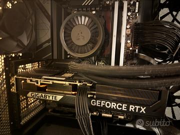 5070 GIGABYTE X3 12gb 2 mesi di vita