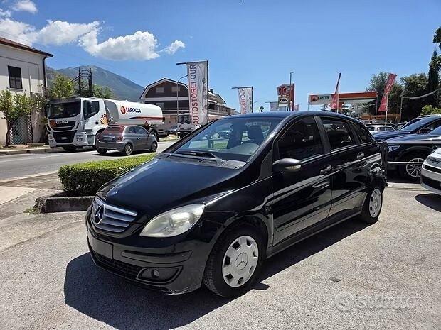 Mercedes-Benz B-Class 2009 photo 3