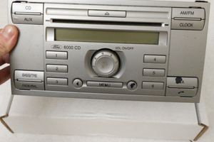 Autoradio Ford 6000 CD con manuale d'uso