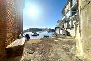 4 LOCALI A BACOLI