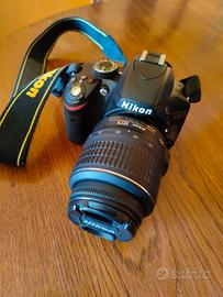 Nikon D3200 + 18-55 VR + custodia 3976 scatti