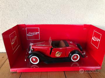 Modellino auto Ford Coca-Cola scala 1:18