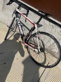 Bici da corsa CUBE