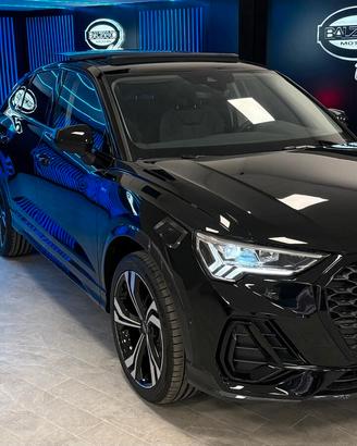 AUDI Q3 SPB 35 TDI IDENTITY BLACK KM0 2024 TETTO A
