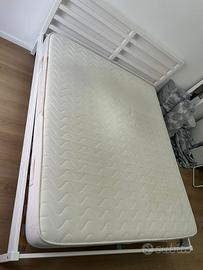Letto IKEA con materasso