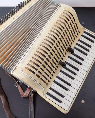 Fisarmonica Paolo Soprani 80 bassi