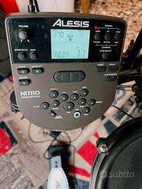 Alesis Nitro batteria elettronica completa con 8 p