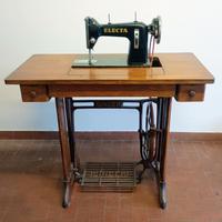 MACCHINA DA CUCIRE VINTAGE ANNI 50 SINGER 