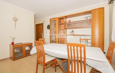 Trilocale con garage e balcone in Tassina!