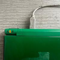 caricabatterie nintendo 3ds/ DSi ( leggere descri)