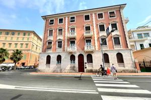 2 LOCALI A IMPERIA