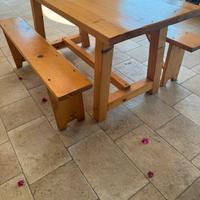 Tavolo in legno massello per esterno e interno