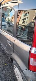 autovettura fiat panda 