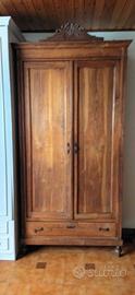 armadio in legno vintage
