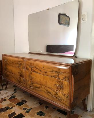 Mobile per camera da letto