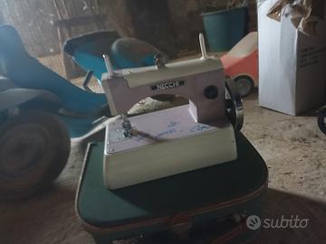 macchina da cucire 